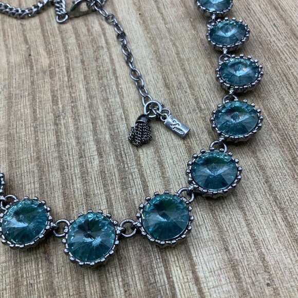 Simply Vera Wang Blue Round Silver Tone Rhinestone Necklace - Picture 1 of 7